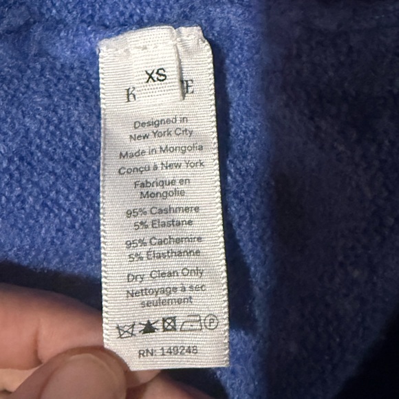 Khaite Cashmere V-Neck Sweater. Good condition. - Picture 6 of 10